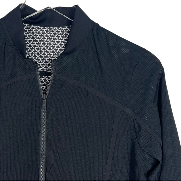 LULULEMON Bomb Around Jacket Reversible Lightweight Athletic Jacket Size 6 - Picture 4 of 10